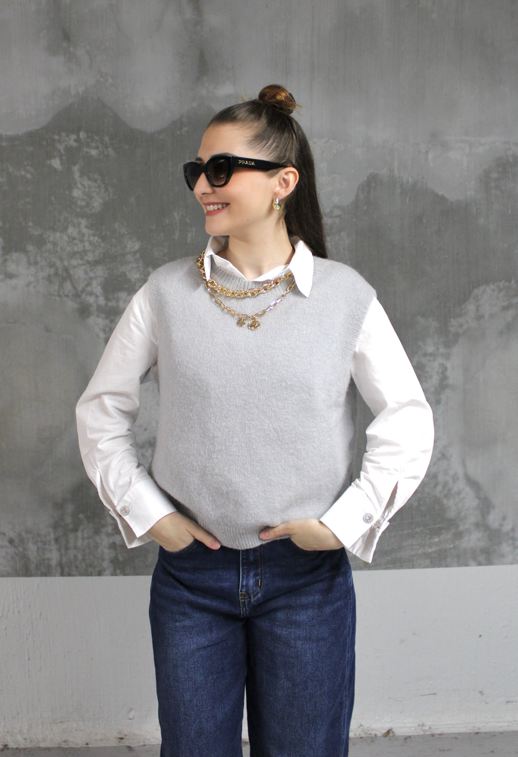 PULL SANS MANCHE GRIS ALYA