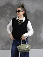 PULL SANS MANCHE NOIR ALYA