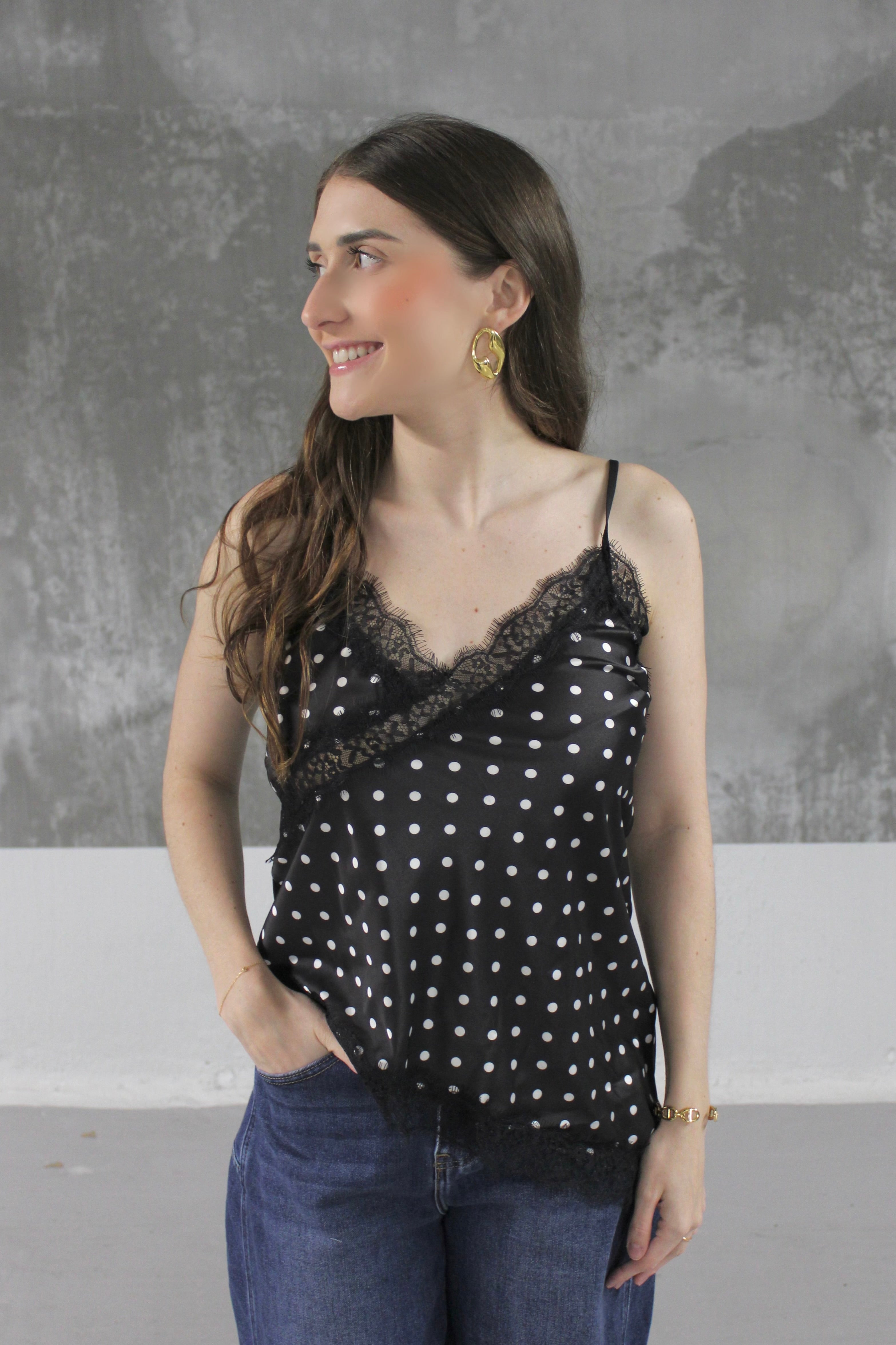 TOP NOIR MERYL ASYMETRIQUE