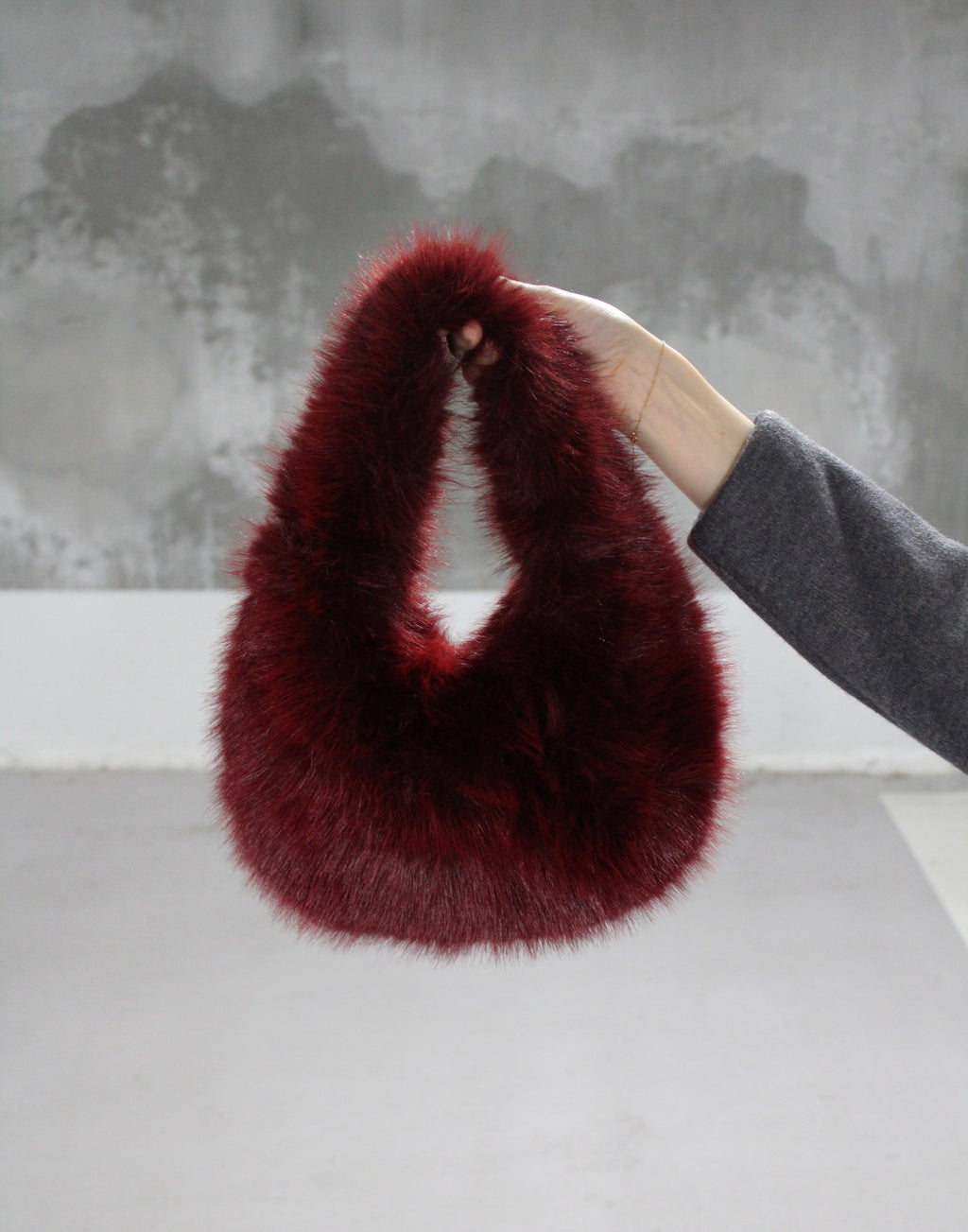 SAC EN FOURRURE BORDEAUX